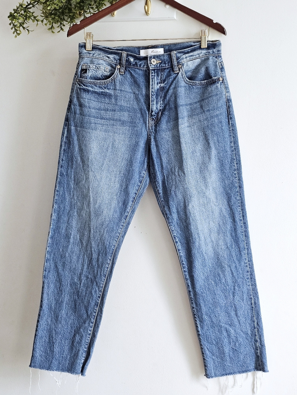 Kancan Distressed Cropped Jeans Raw Hem High Rise Mom Denim Size 29